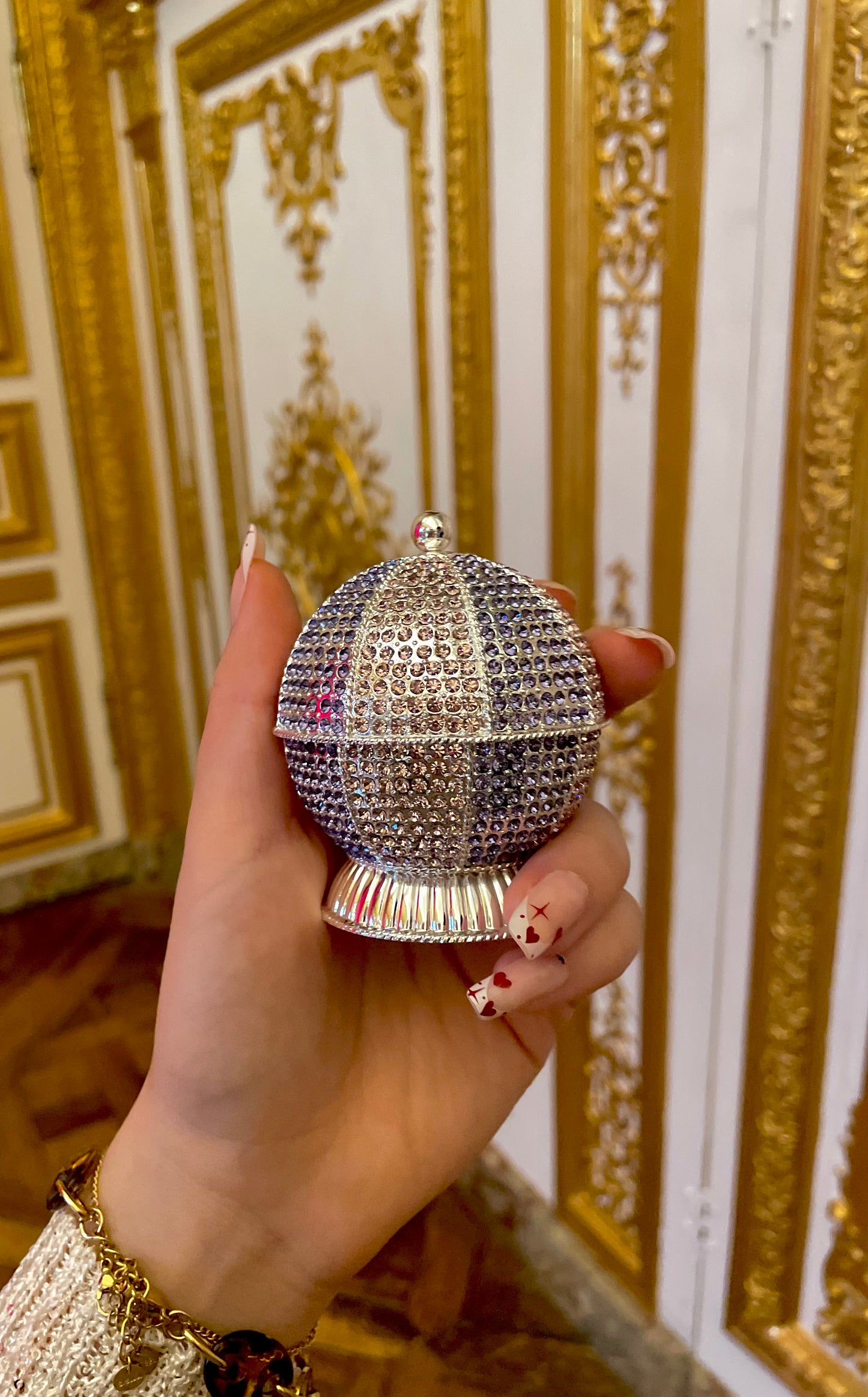 Oeuf Royal violette 💜🫰