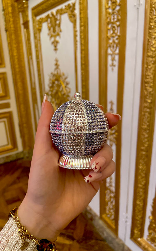 Oeuf Royal violette 💜🫰