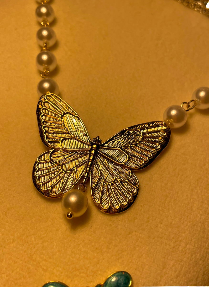 Collier Queen B 🦋✨